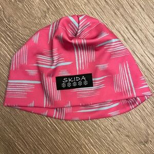 NWOT- Skida Pink and Gray Kids Beanie